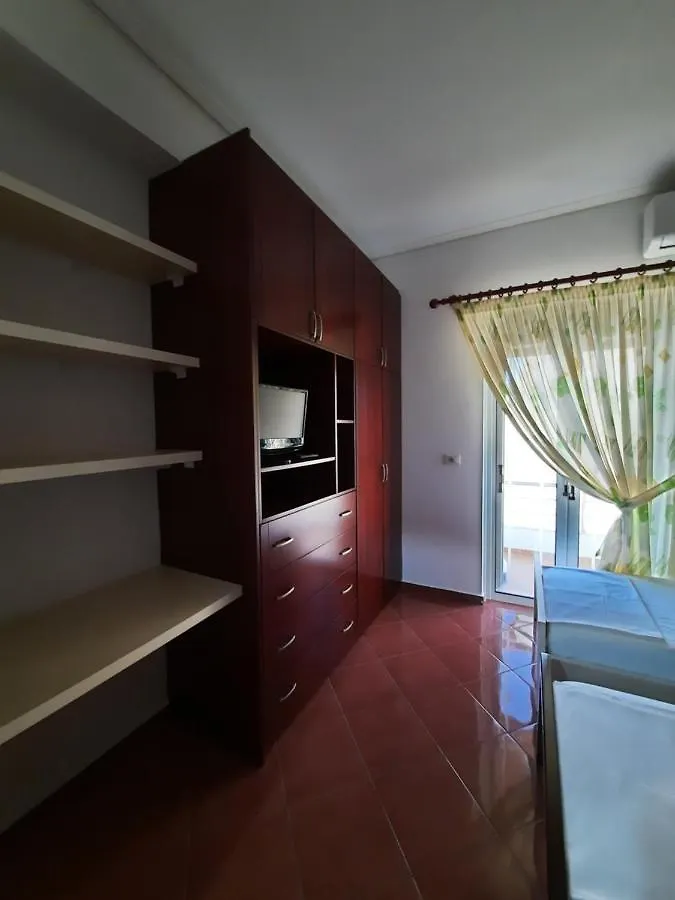Vila Dejvi And Delisia Apartment Ksamil 0*,