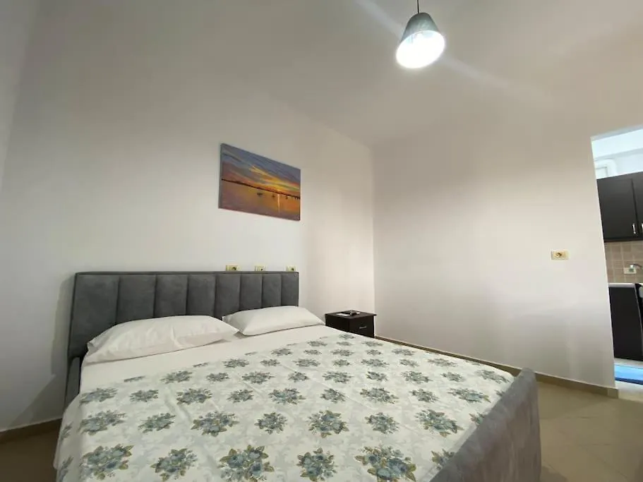 Apartment Ferienwohnung Vila Dejvi And Delisia Ksamil