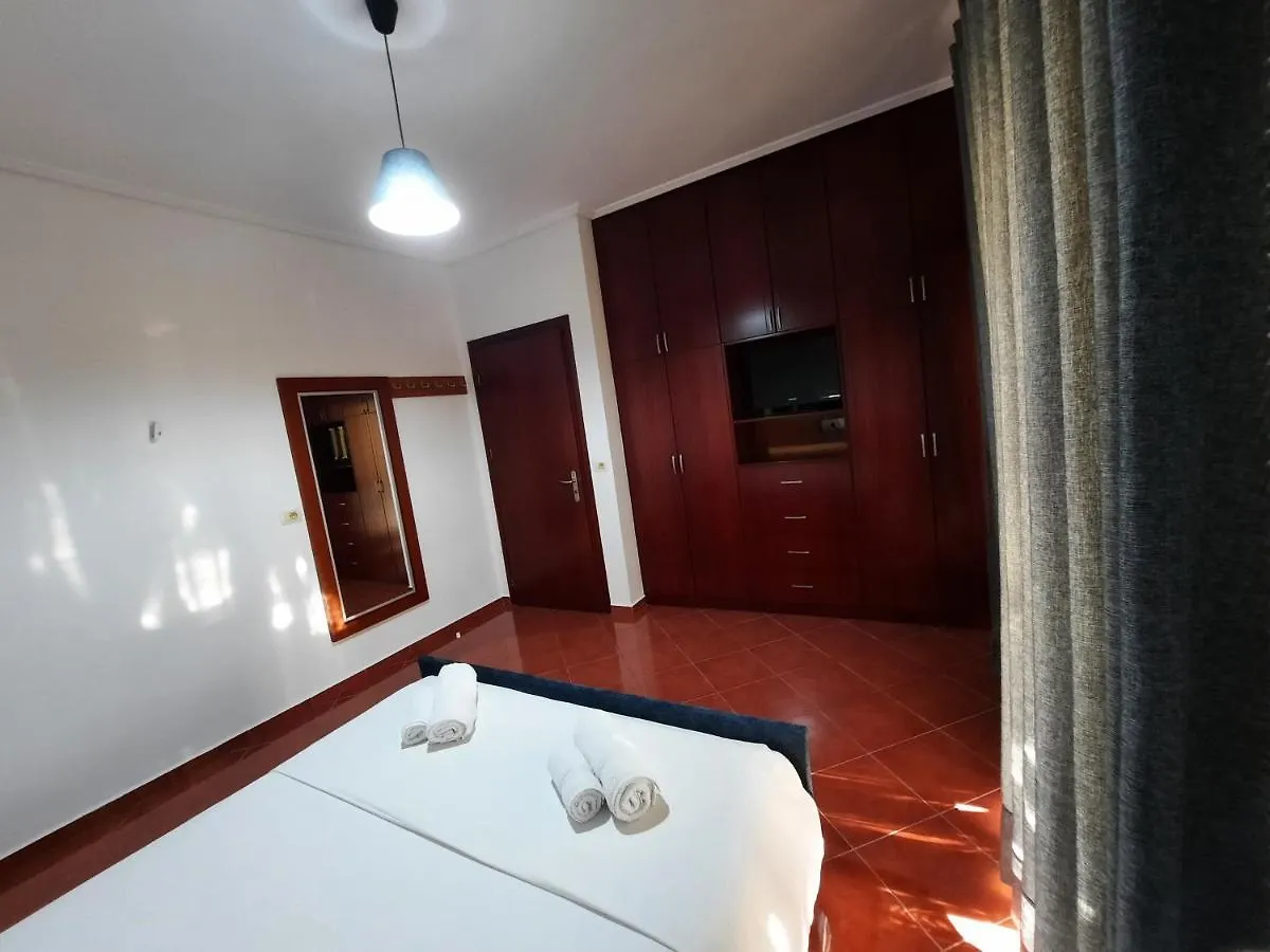 Vila Dejvi And Delisia Appartamento Ksamil Albania